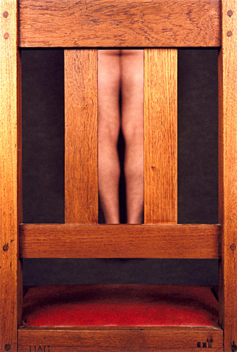 Nude behind chair - Getty ref: 3413-0000015 - direct link on contact page